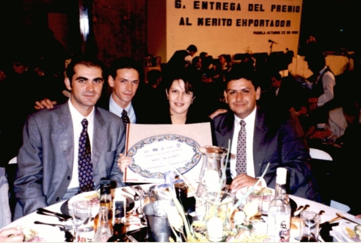 Celebration exporting award merit. Soler & Palau, SA de C.V. 22/10/1998